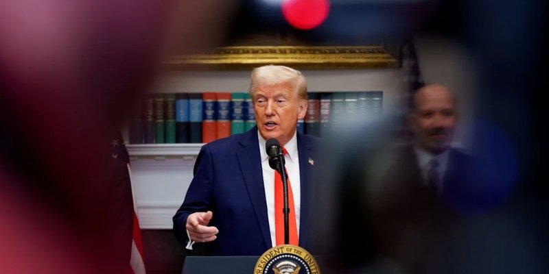 La guerra comercial de Trump se calienta a medida que los países toman represalias contra los aranceles