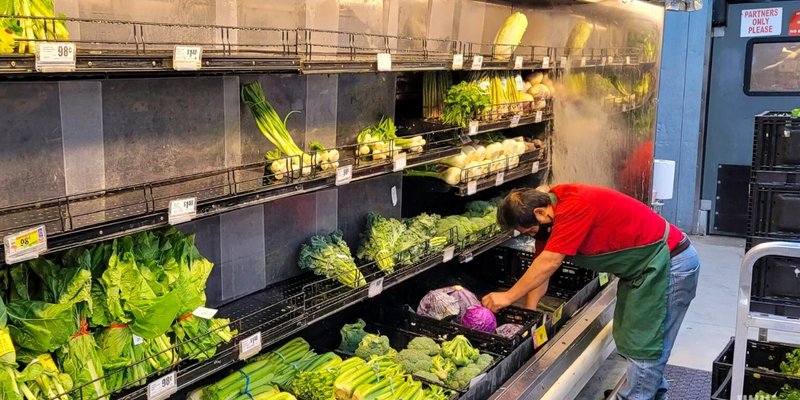 Las deportaciones masivas podrían interrumpir la cadena de suministro de alimentos de EE.UU., dicen expertos